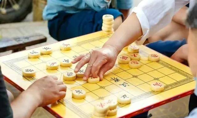 年轻人,别下中国象棋了,来自棋友的忠告——_文化_影响_学业