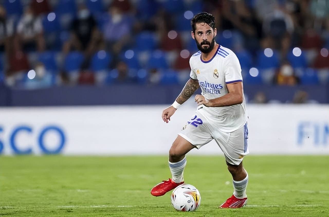 伊斯科:昔日欧洲金童 为皇马赢18座冠军奖杯 ,身价近亿如今无球可踢