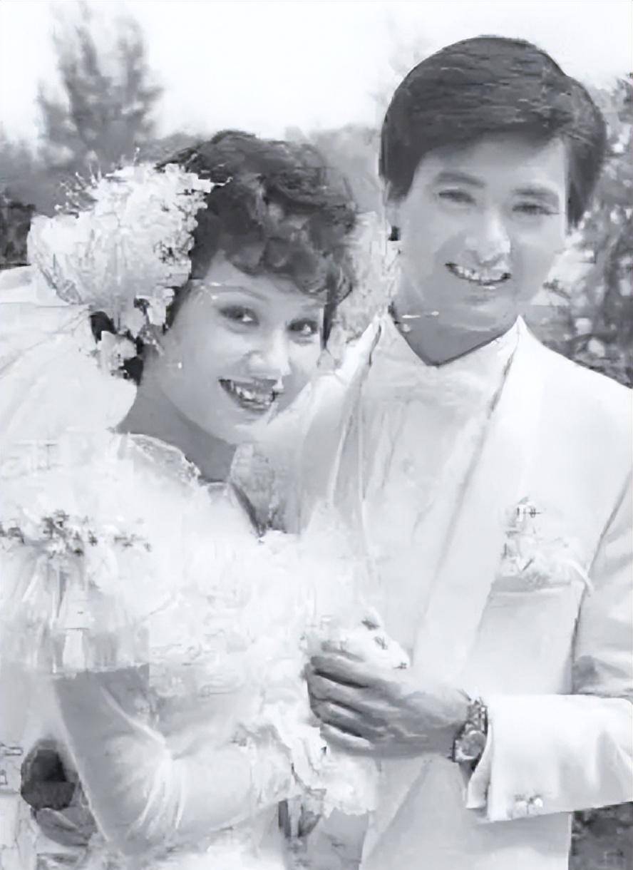 周润发前妻余安安晒生日照!