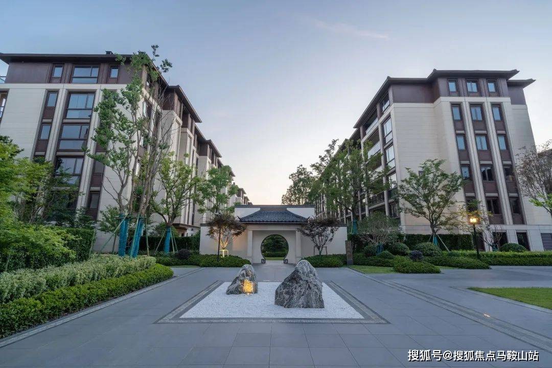 南京绿城云栖玫瑰园(云栖玫瑰园)首页网站丨云栖玫瑰园房价_户型_地址