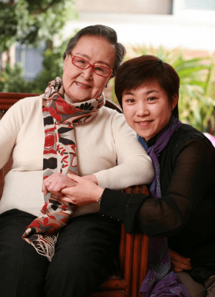 演员凌元:一生演配角却成大明星,丈夫是导演,95岁去世令人难忘