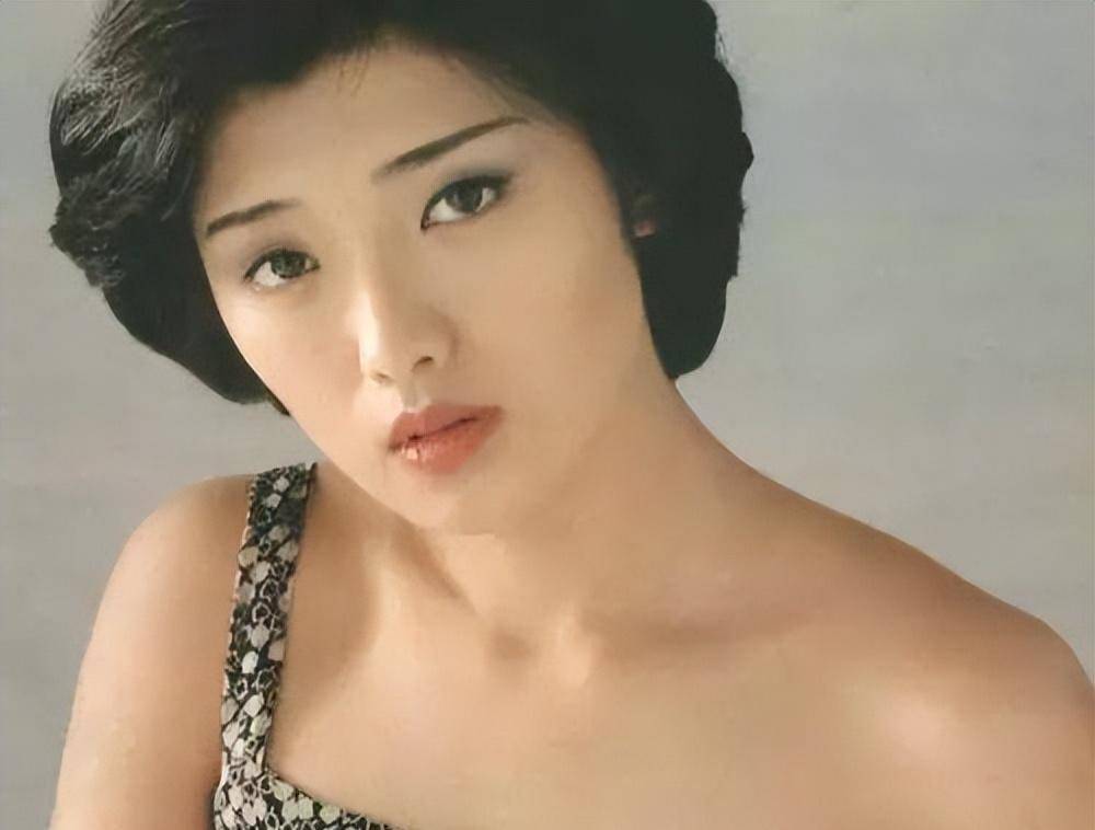 90年代那些颜值爆棚的日本女星,个个都是独一无二的_中森明菜_照片