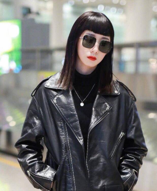 刘海改变颜值,女明星都在剪的刘海发型,时髦又显脸小,美感动!