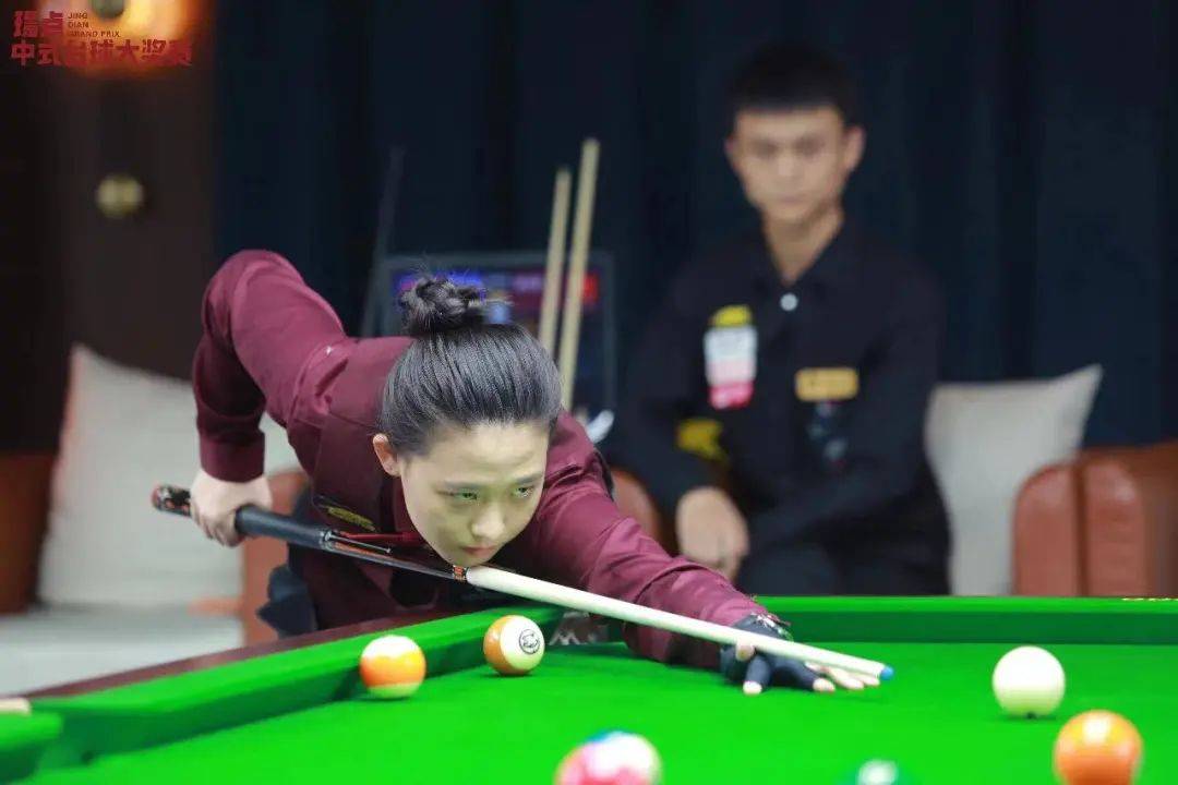 潘蓝天驾到 00后台球女孩热爱大奖赛 期待"下一站天后"!