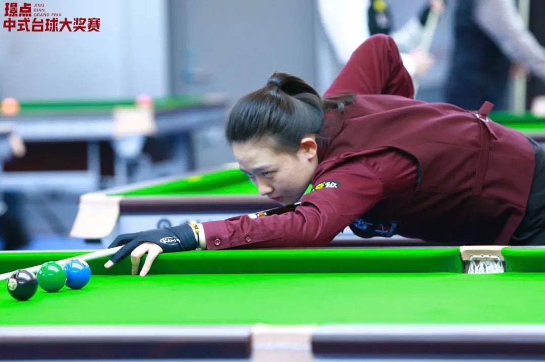 潘蓝天驾到 00后台球女孩热爱大奖赛 期待"下一站天后"!