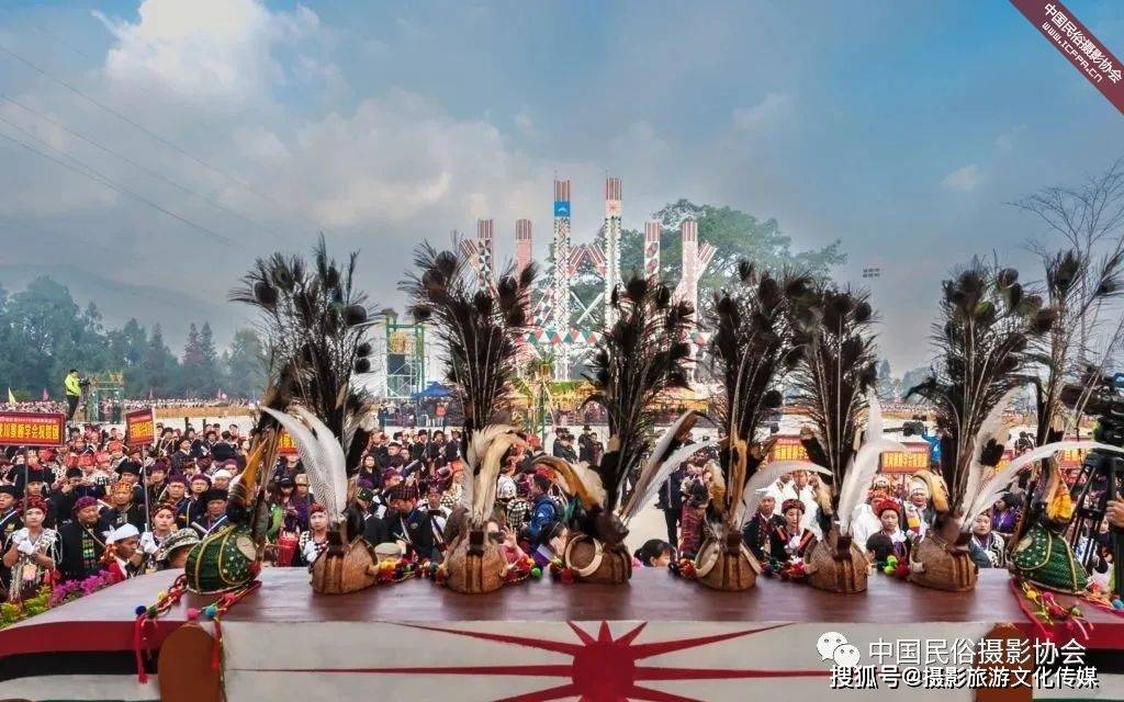 景颇族目瑙纵歌--浓郁的神秘色彩,传承着朴素的古老文化_木代_盛会