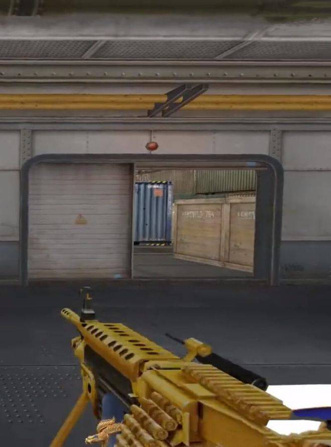 还记得穿越火线当年的挑战神器黄金m249吗?如今再也没有玩家用了