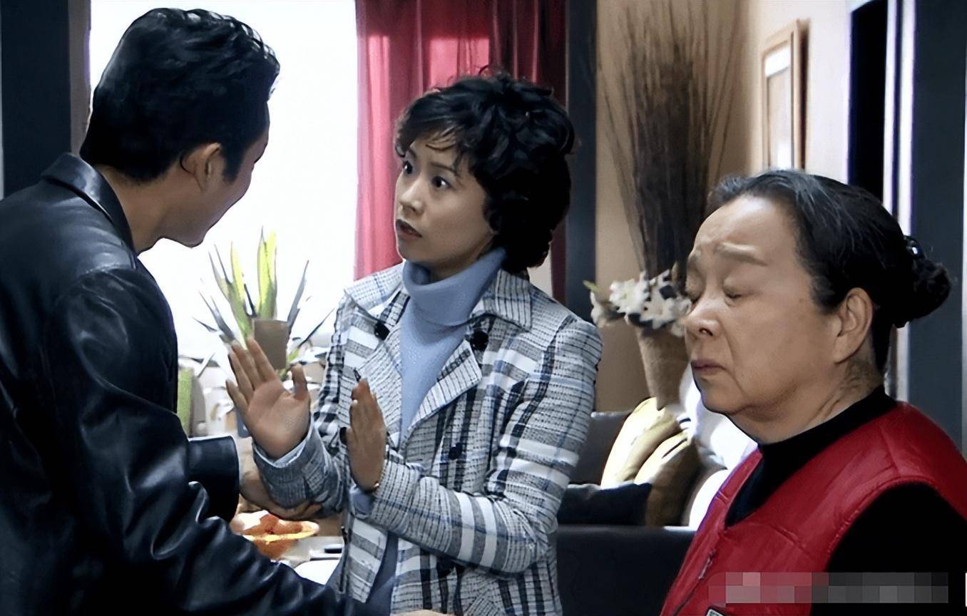 《双面胶》胡丽娟原型:只因顶撞婆婆,被亚平活活伤害_父母_儿子_媳妇