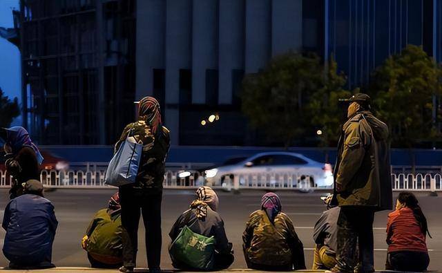 逃离一线之后,有人卖了房,回老家无忧无虑_生活_年轻人_城市