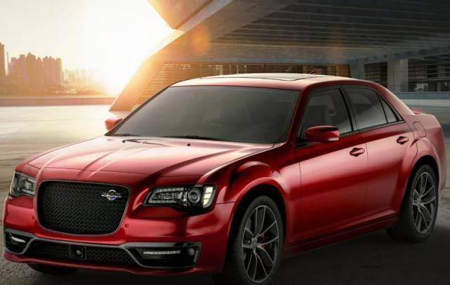 配宾利式中网,两种动力可选,全新克莱斯勒300c即将上市_搜狐汽车_搜狐