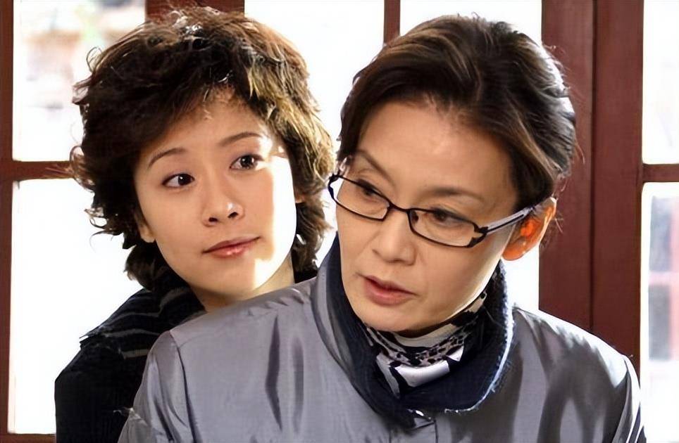 《双面胶》胡丽娟原型:只因顶撞婆婆,被亚平活活伤害_父母_儿子_媳妇