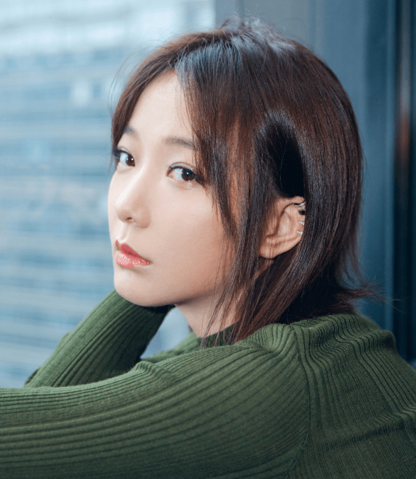 王珞丹现状曝光,走路疲惫显老态,中年男性开车接送_张继科_事件_网友