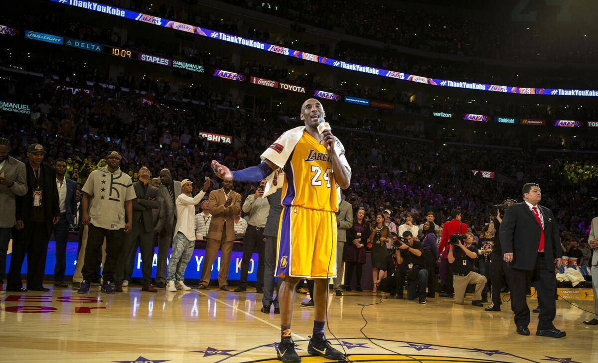 科比-布莱恩特:60分4篮板4助攻那么,在"四大分卫"退役前,他们的"最后