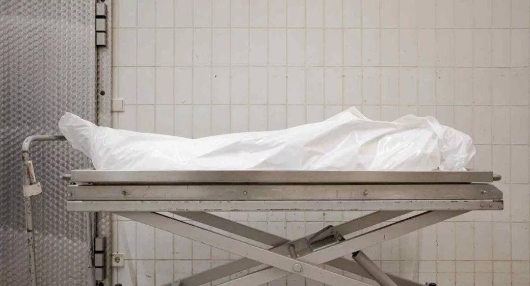 11年,武汉34岁男博士11天捐精5次猝死,父亲索赔400万,法院判了_郑勇