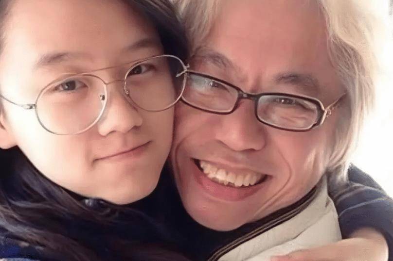 人李坤城66岁去世,26岁女友悼念,相恋10年都没领证_林靖恩_父亲_关系