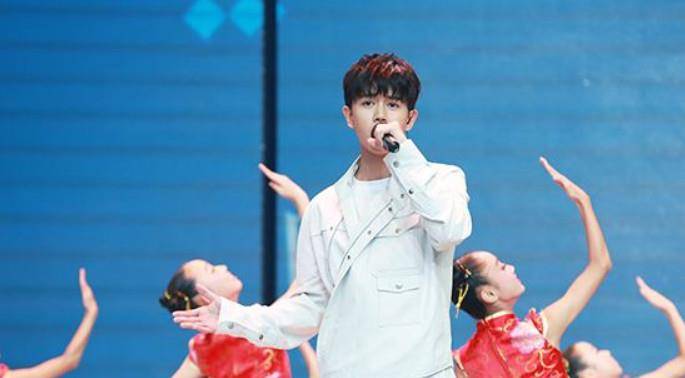 杨紫亲自发微为任嘉伦的新歌做宣传,网友:"香蜜债"漫漫长路_进行_作品