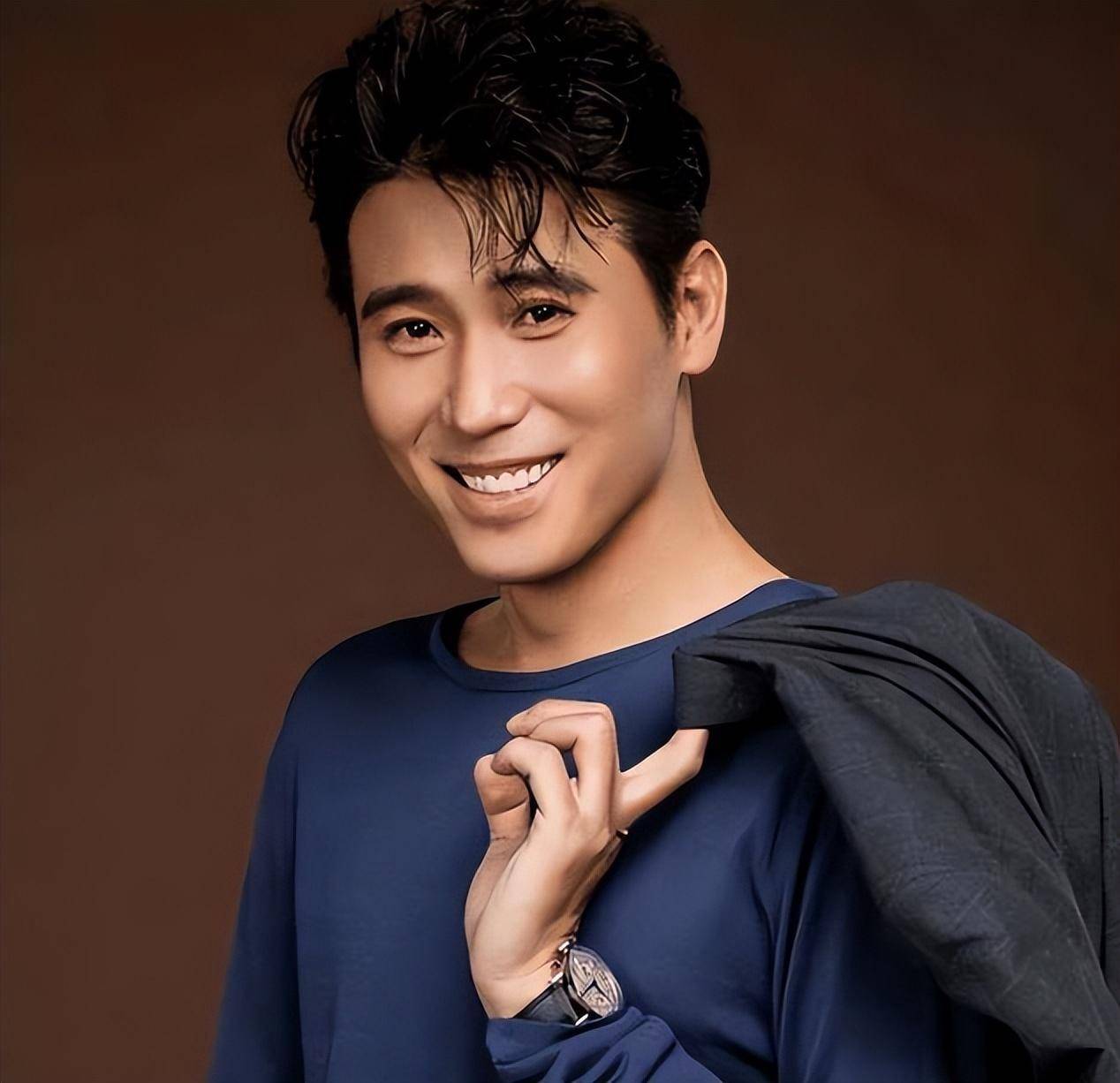 "星二代"李乃文:戏红人不红,与颜丙燕意难平,48岁终结婚_母亲_朱媛媛