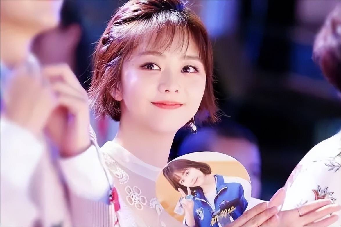 谭松韵被曝隐婚生子,男方是万达董事,对方疑是景甜前男友_华汉_网友