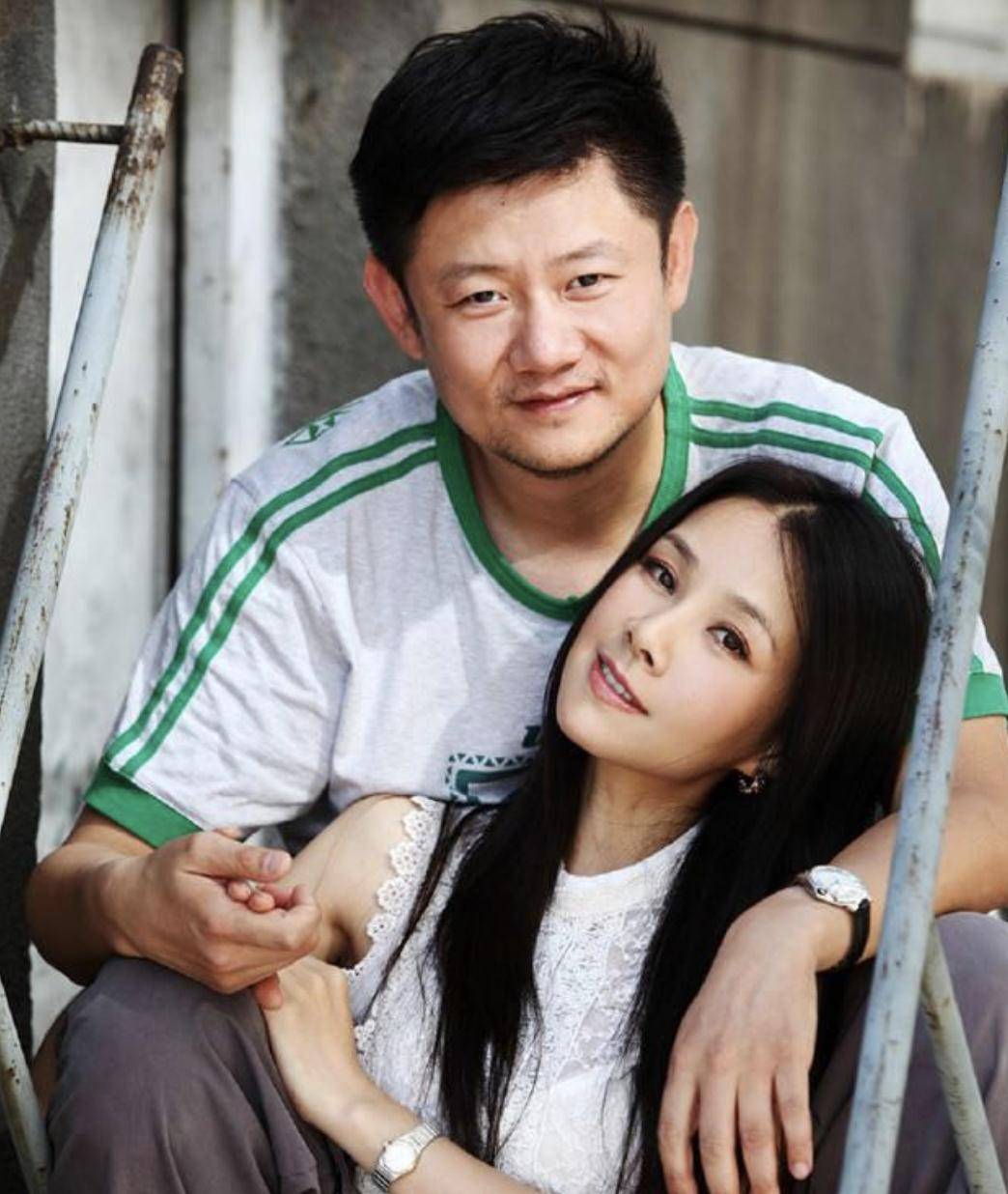 44岁颜丹晨初为人母,小5岁老公被曝光,北影96明星班又添星二代_陈坤