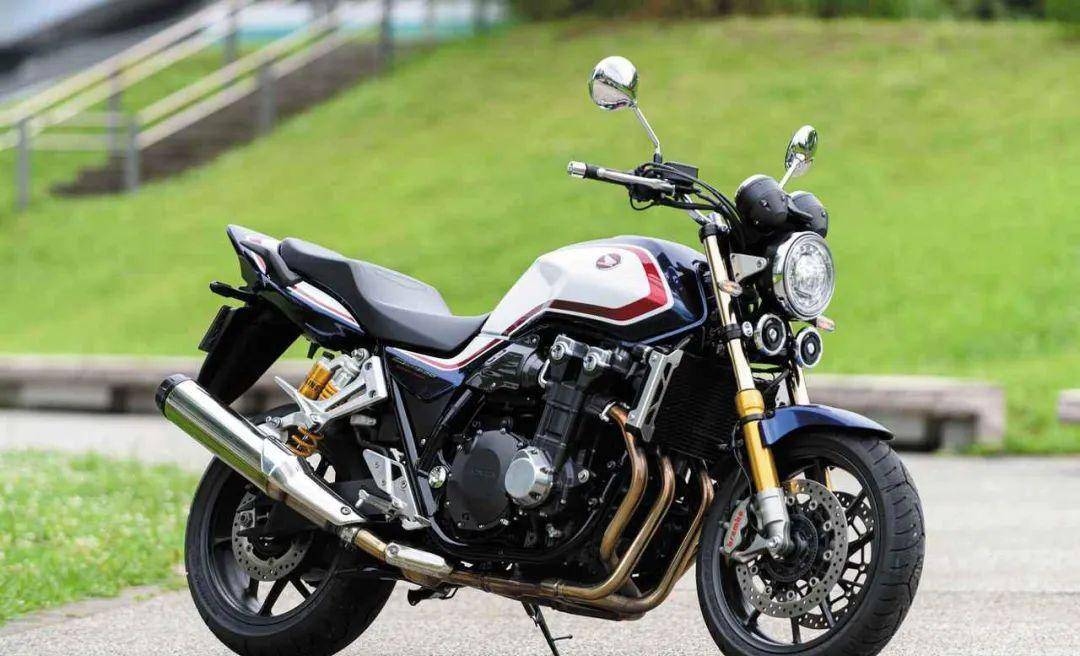 2019款cb1300图片