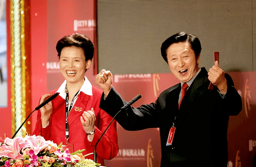 央视名嘴宋世雄:妻子也是著名播音员,结婚58年有眼泪有欢笑_钟瑞_父母