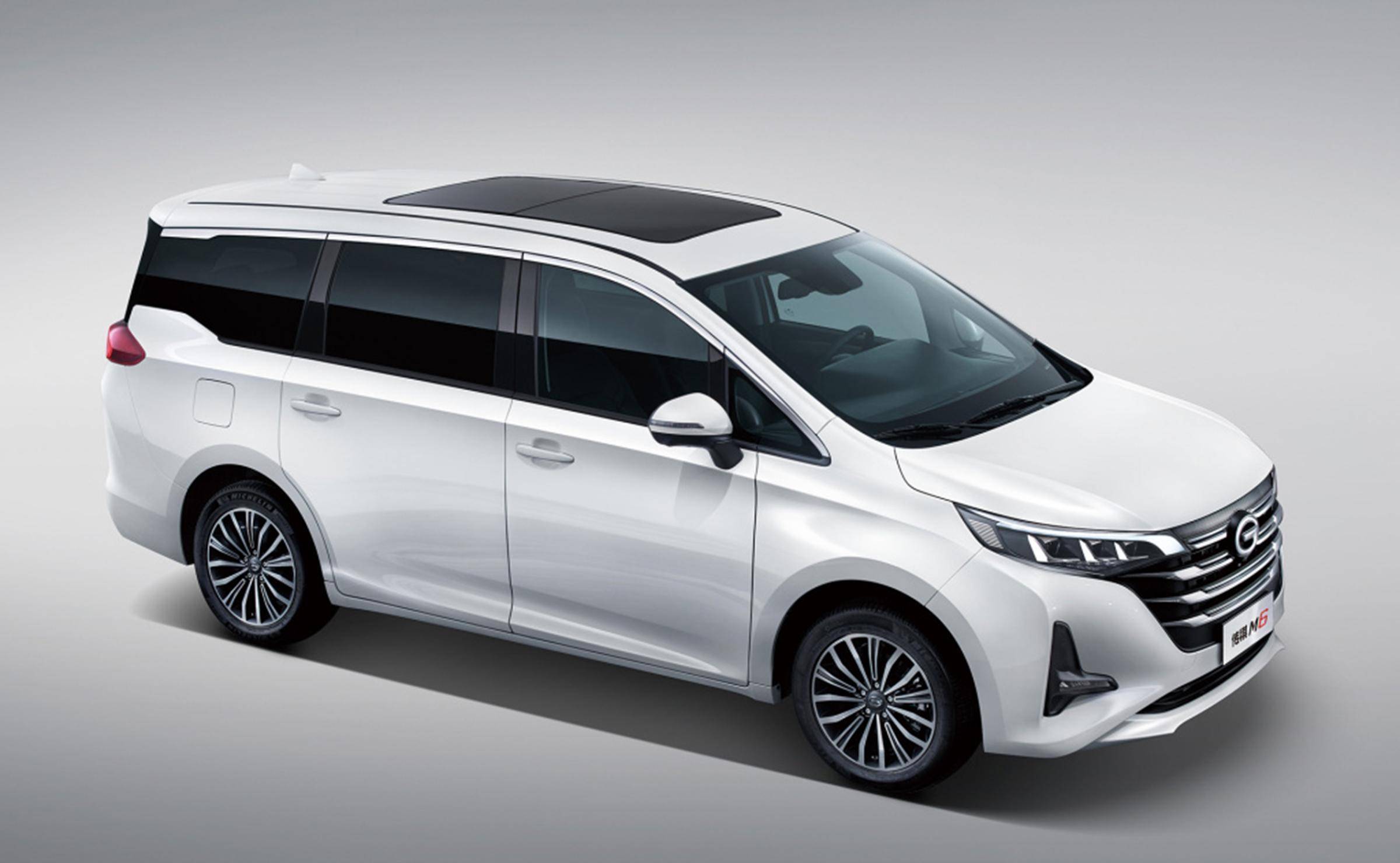 全新传祺m6谍照曝光,滑动门好评且主打混动车型_搜狐汽车_搜狐网