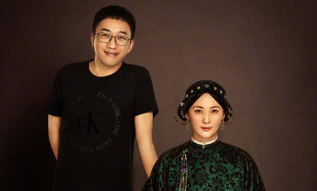 于正签约8岁男孩进工作室,小艺人写真被晒出,于妈眼光就是毒_电视剧_