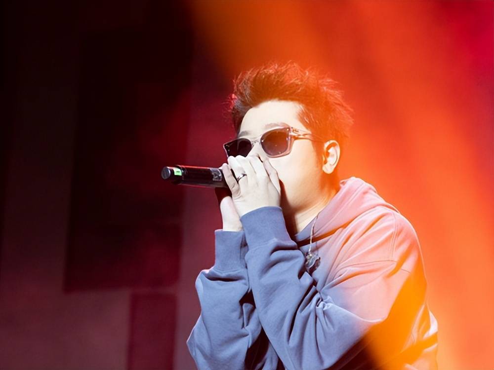 泰山科技学院:王以太倾情助阵!