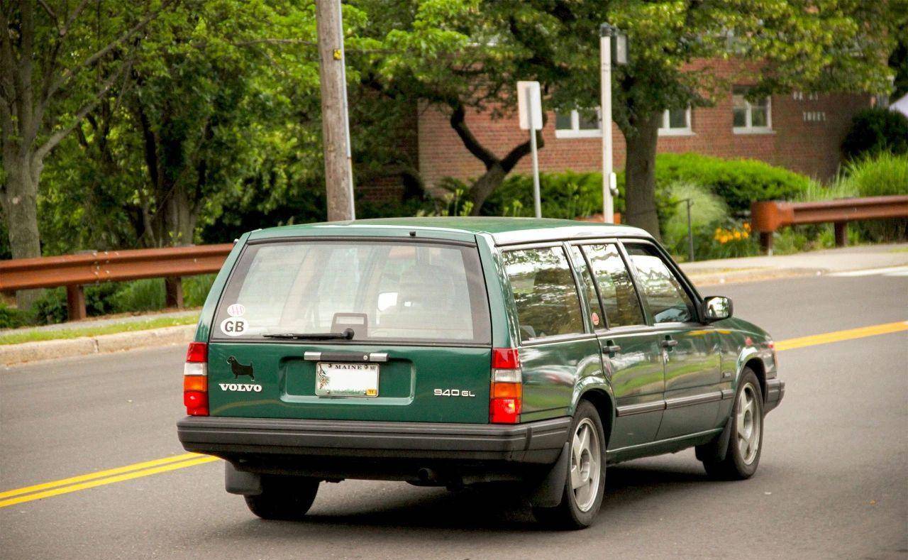 沃尔沃940搭载2.0 升和 2.