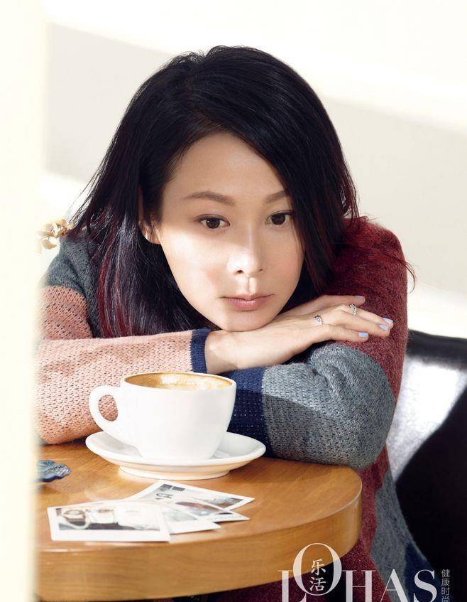 刘若英已经51岁了,她晒出自己的近况,简直逆天了!越活越漂亮