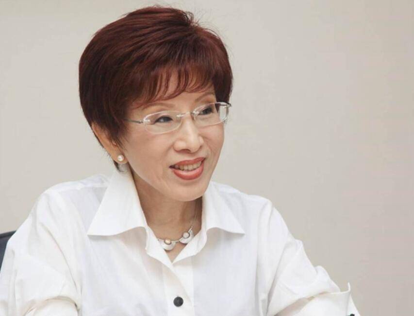 张亚中宣布参选2024:若当选将谋求两岸统一,建立"非战和平区"_台湾