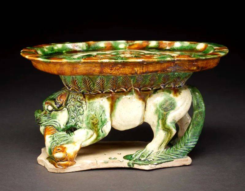 逸美术馆|草原色彩-辽三彩花卉纹梅瓶图像研析_契丹_瓷器_文化