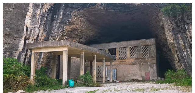 从1964年到1976年,贵州逐步形成遵义航天工业(061基地),安顺航空工业