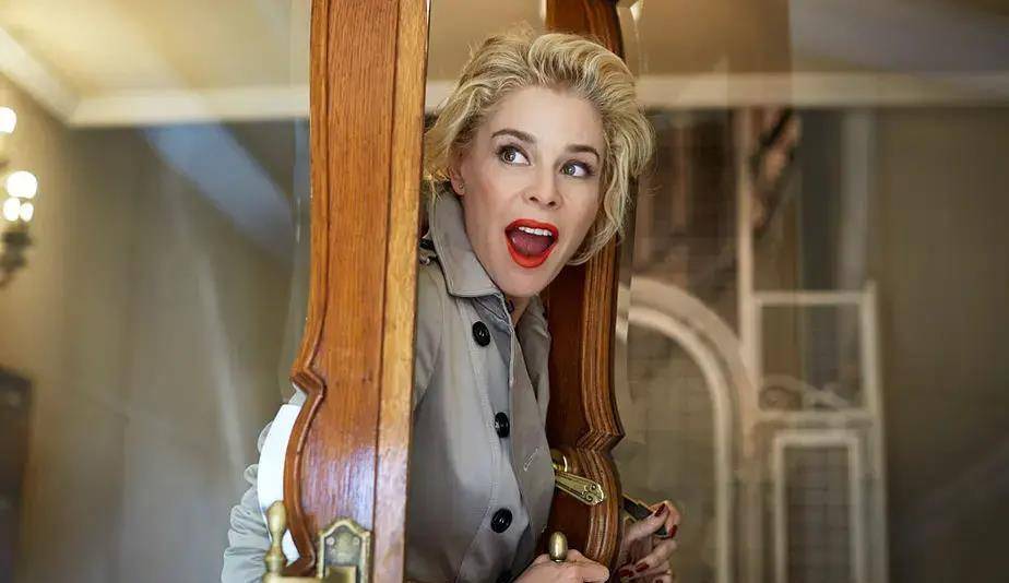 大尺度《女尸谜案》女主再出新作,剧情紧张稍弱,灵异氛围十足_电影_艾