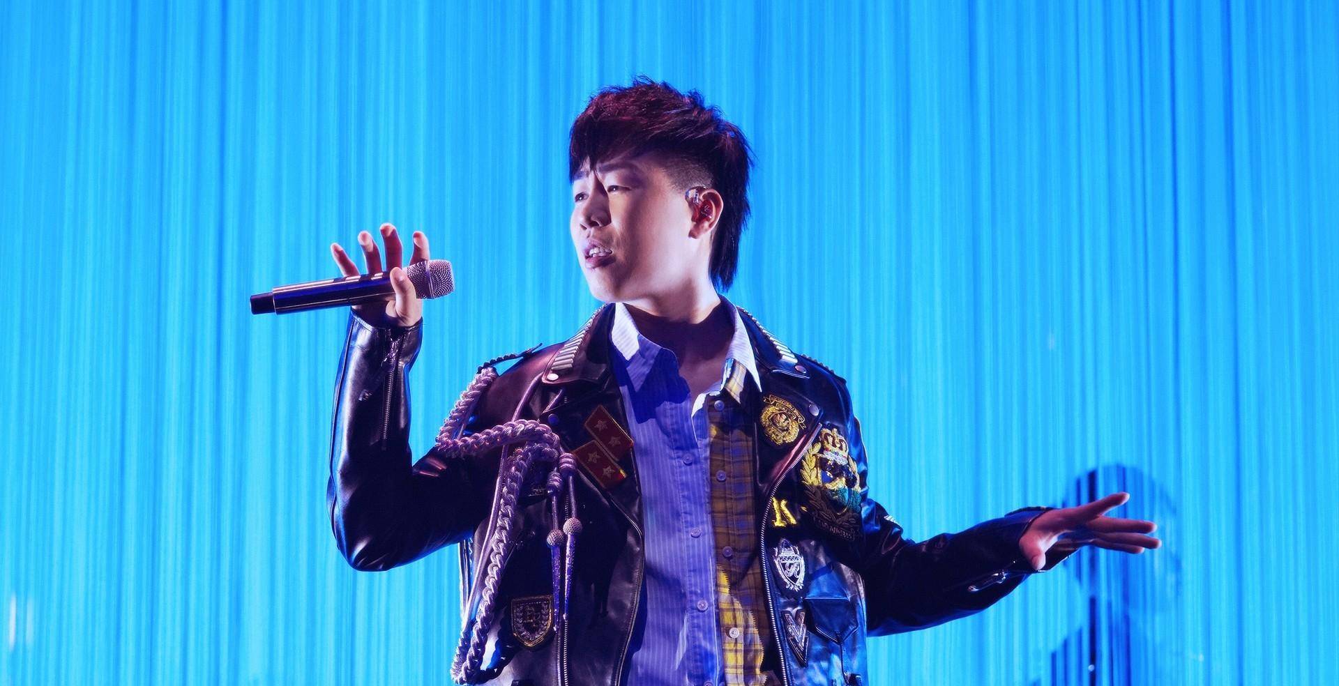 当被问到自己的学历时,胡彦斌总是说自己毕业于上海音乐学院作曲系,但