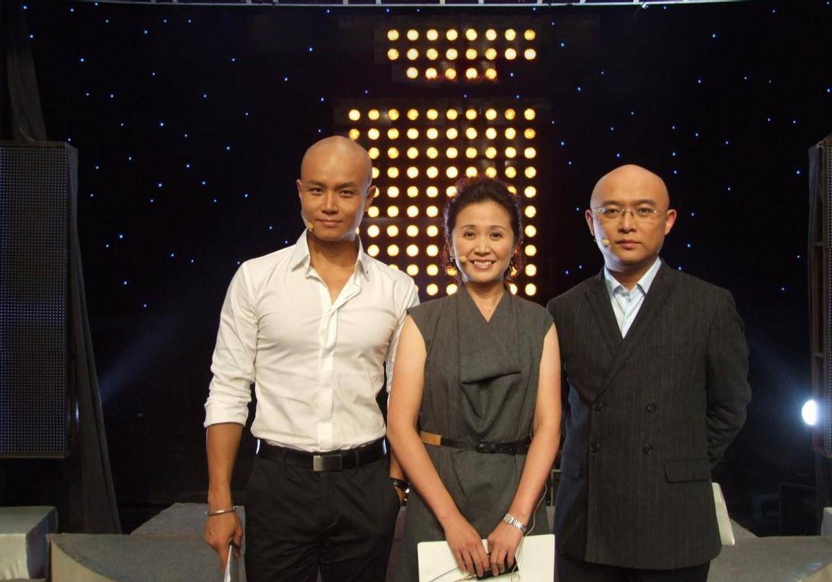 孟非_工作_父母