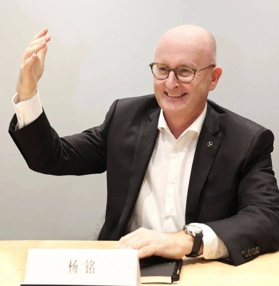 对话杨铭:"在奔驰中,超越奔驰"的底气何在?