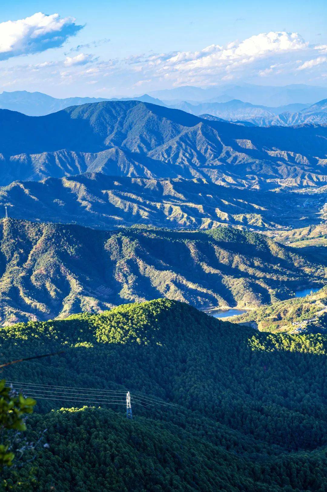 玩了一天,身体早已疲惫不堪,那就一起去拉鲊古渡,泡泡"锶"温泉.