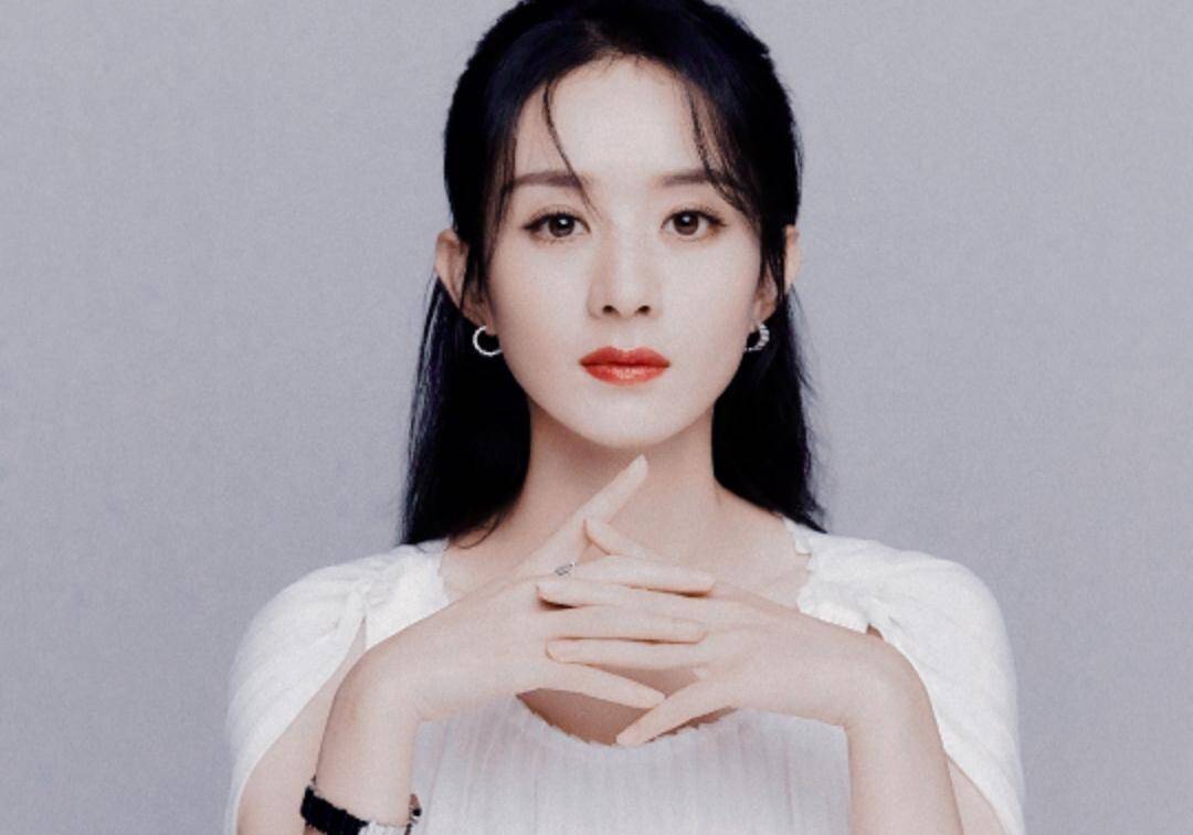 赵丽颖最新行程,1月的boss专心搞事业,期待贵气优雅的女神_品牌_官宣