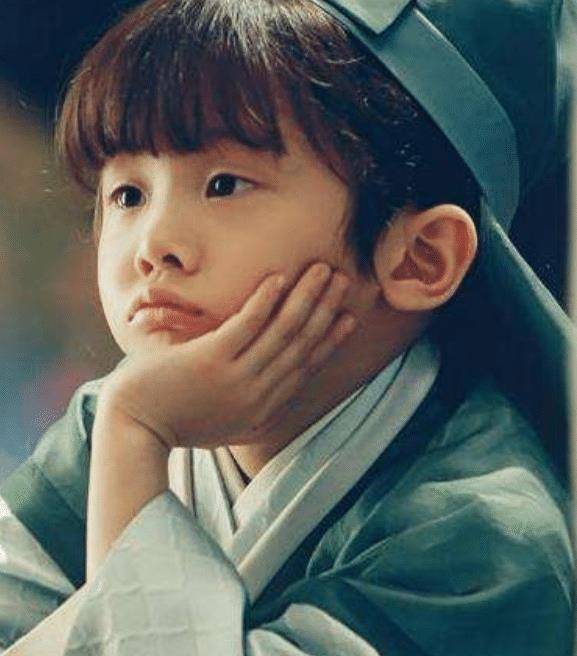 三世的阿离长大了,离开了可爱模样后,直接认不出_张艺瀚_桃花_因为