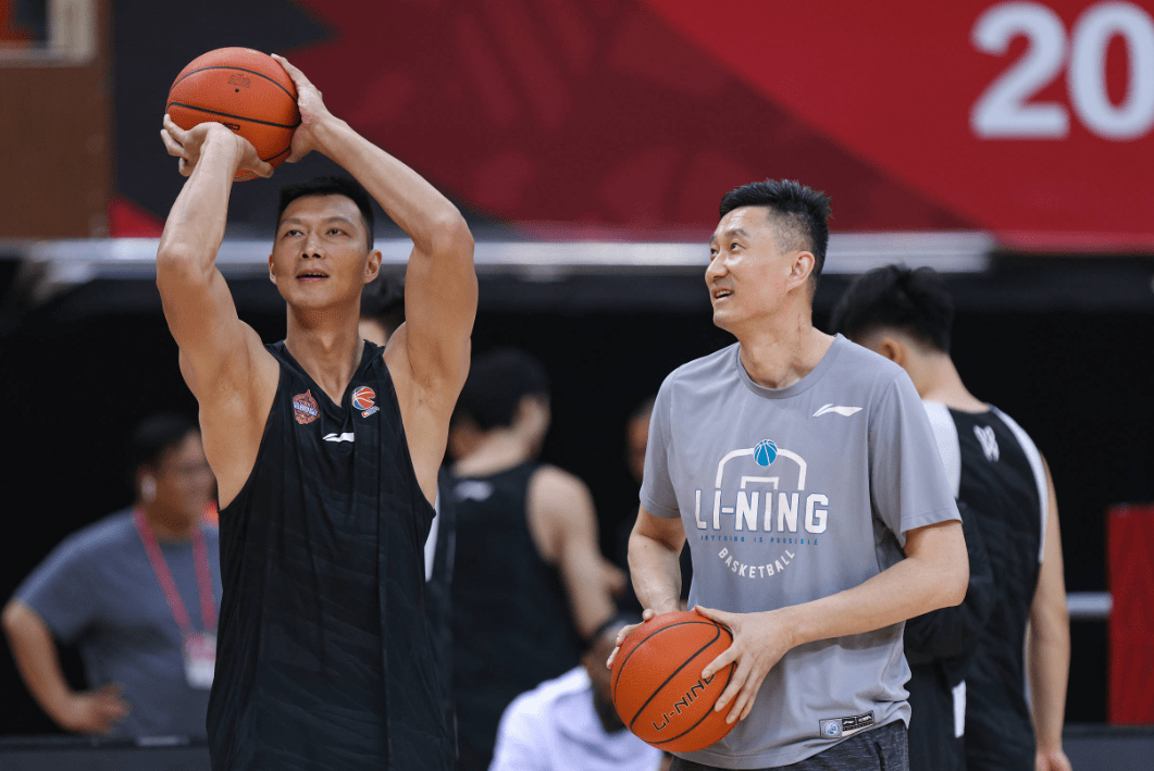 易建联面临退役危机,马尚或将遭放弃_胡金秋_徐杰_广厦