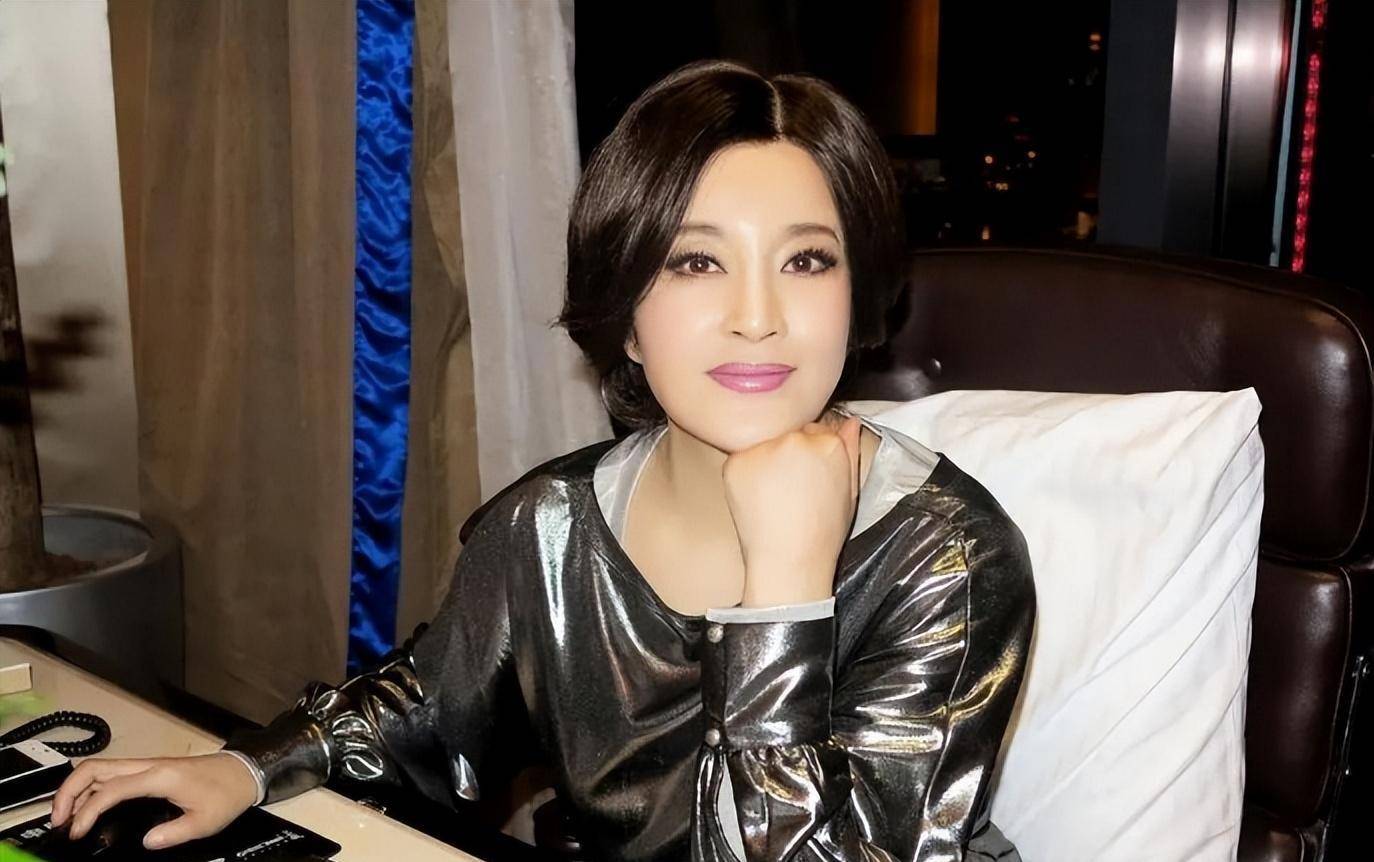 这一次,73岁的刘晓庆不再被世界宽容_王立_陈国军_拍成电影