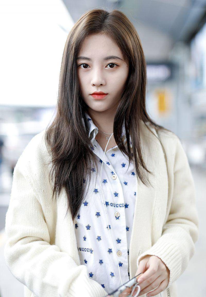 常被安排参加商务饭局 鞠婧祎,景甜躺枪_明星_资源_网友