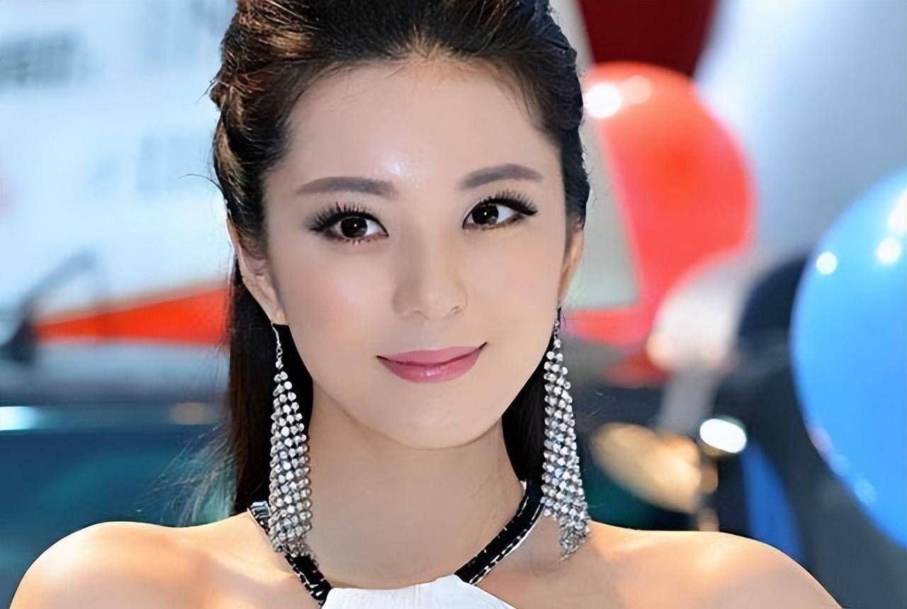 身材被称为"中国第一黄金比例",完美身材让超模都羡慕不已_尚真_艾尚