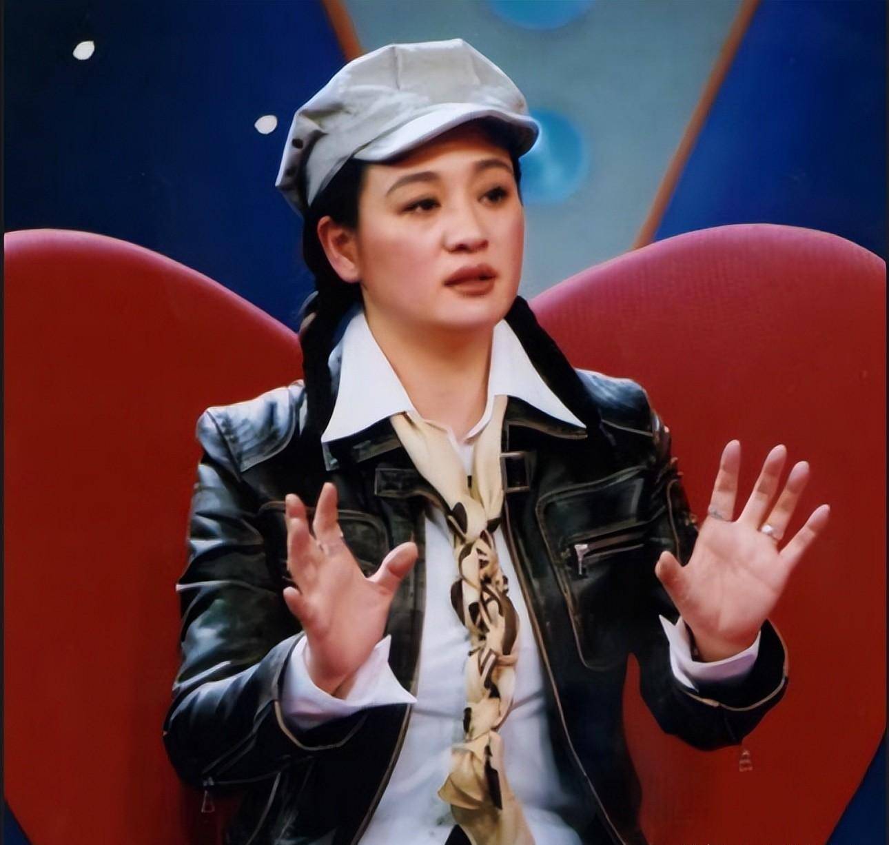 伍宇娟:贾宏声的至爱,分手23年与儿子相依为命,如今怎样了_中戏_招生