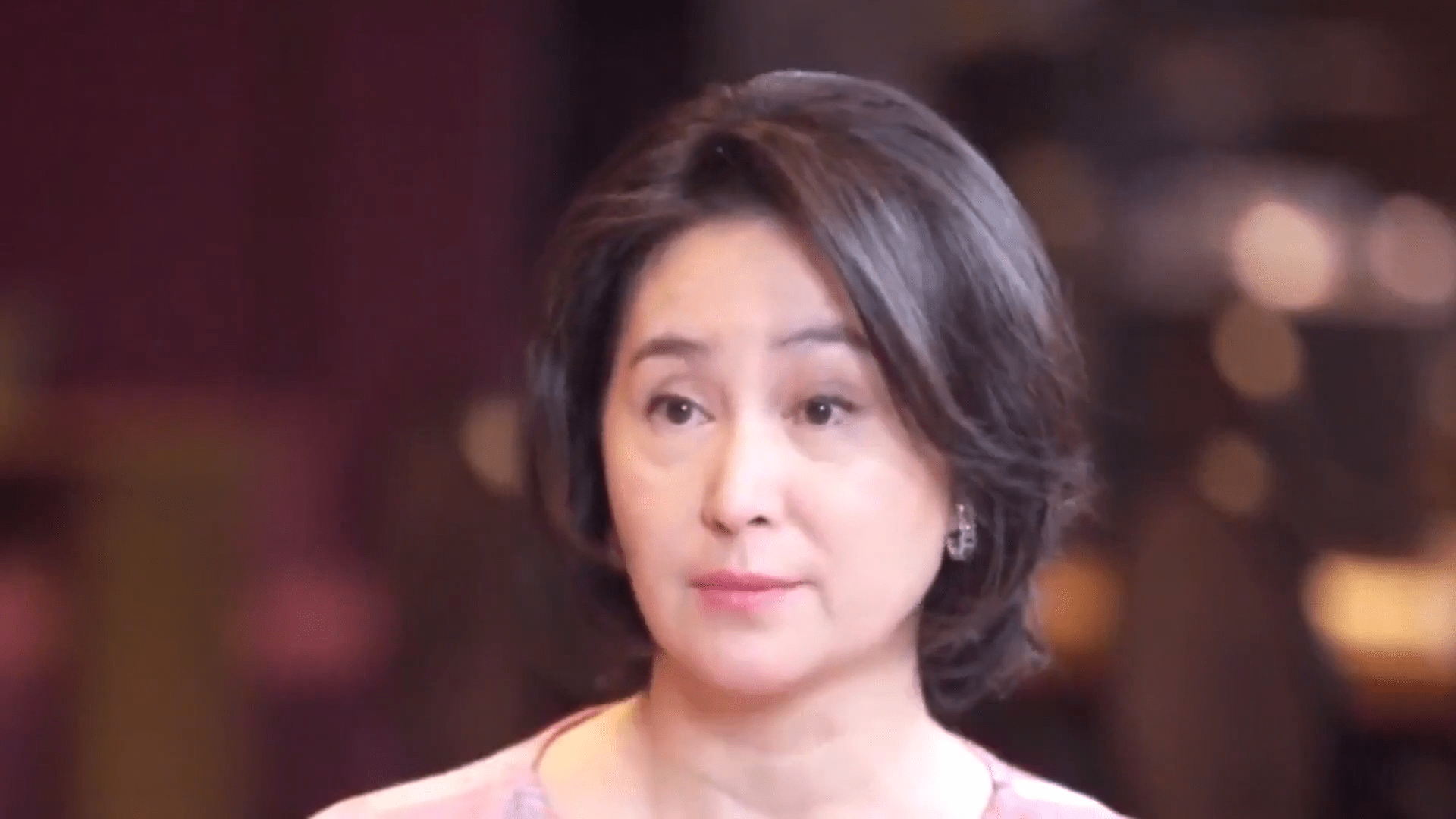 "何老大之女"何超琼,不顾流言蜚语,参加陈百强的葬礼!_恋人_好友_香港