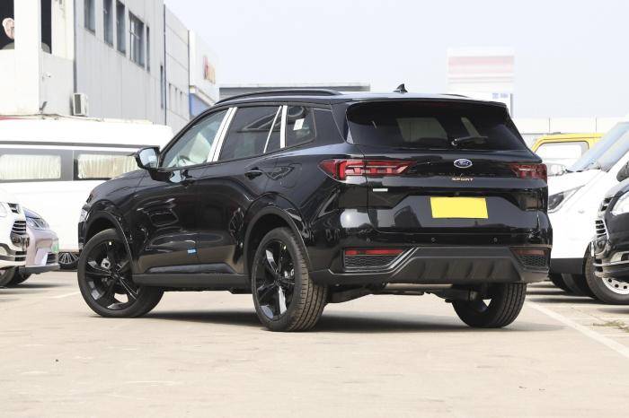 福特领睿:售13.98万起合资中型SUV,车宽超1米9,值不值得购买?_搜狐汽车_搜狐网