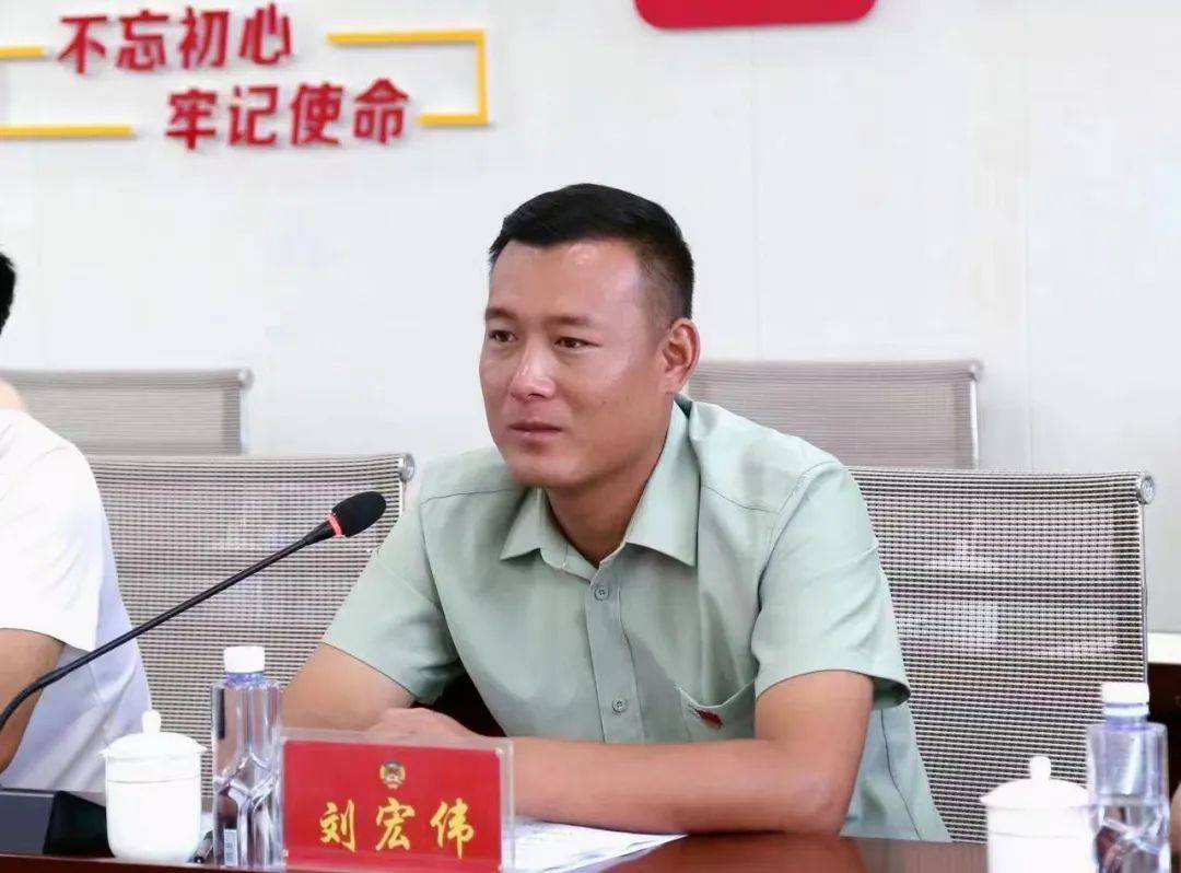 刘宏伟:情系家乡孺子牛