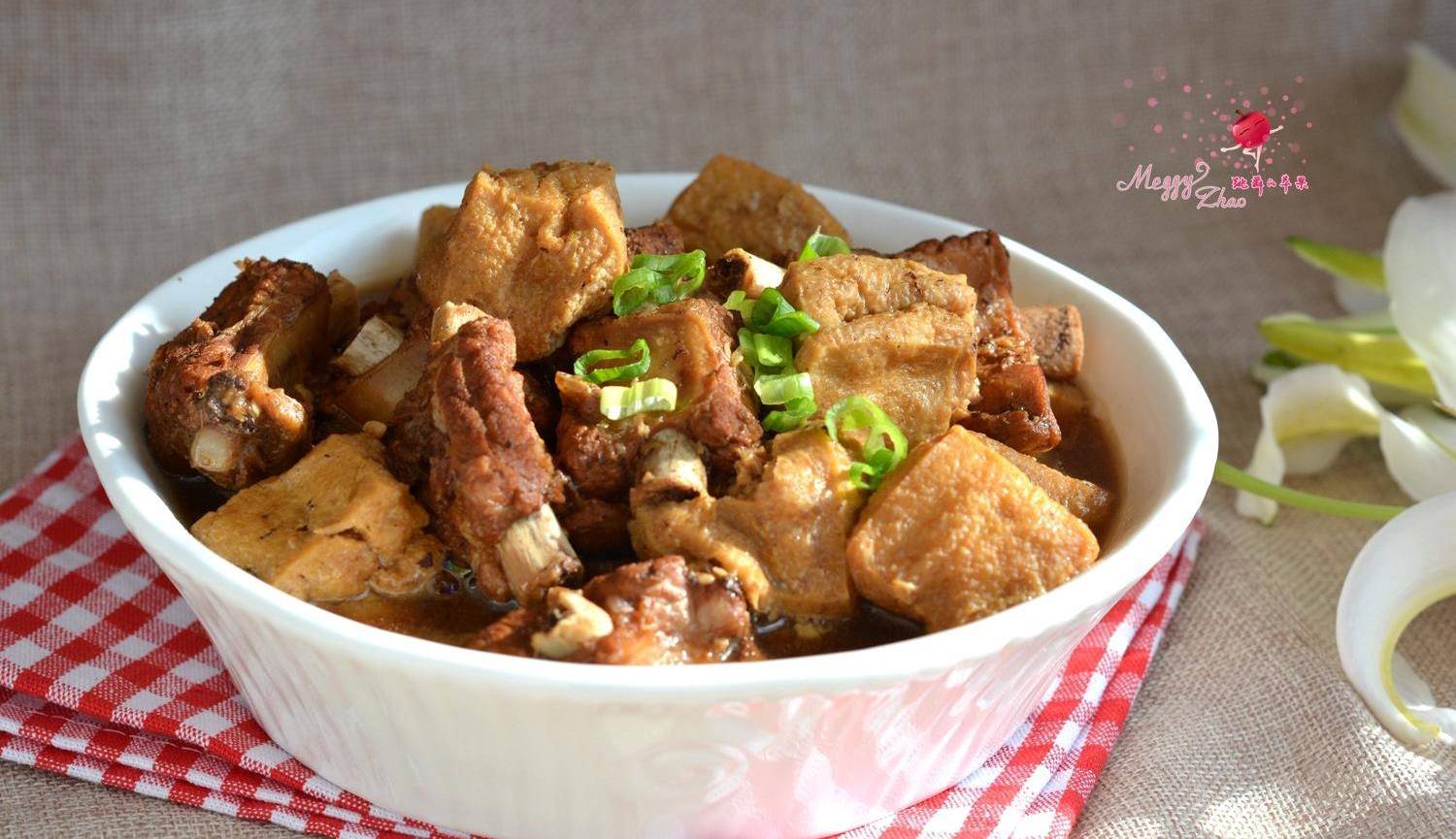 炖排骨吃腻了,加上它营养翻倍还补钙,特别适合老人儿童!