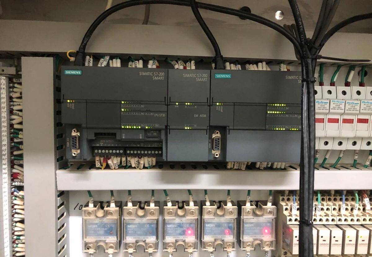 通过1个ip地址同时采集2台西门子s7200 smart的数据_控制系统_交换机